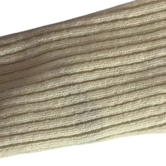 Ladies Sweater - Picture 5 of 6